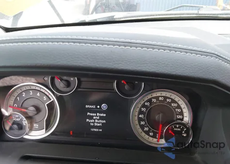 2016 Ram 1500 Slt z USA, uszkodzony, nr VIN 1C6RR7GT3GS357183